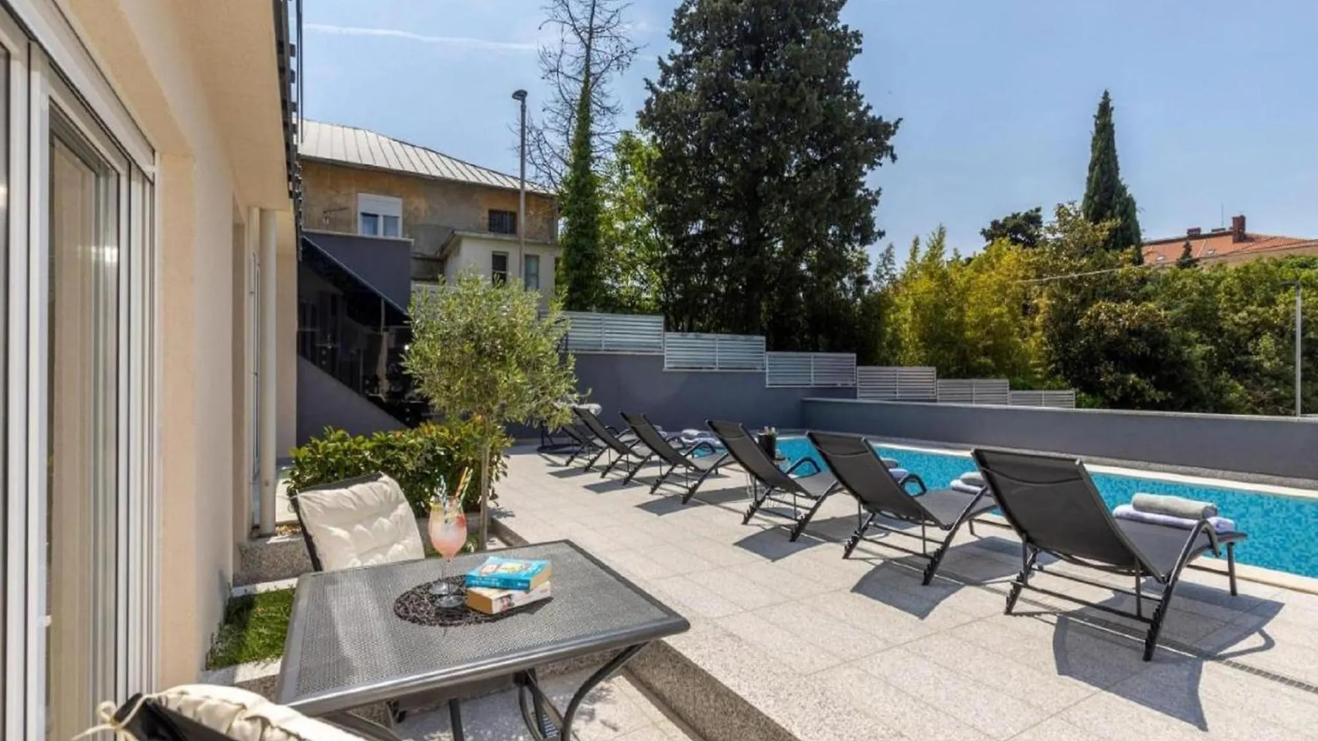 Modern Home With Balcony And Swimming Pool Crikvenica 0*,  Croatia