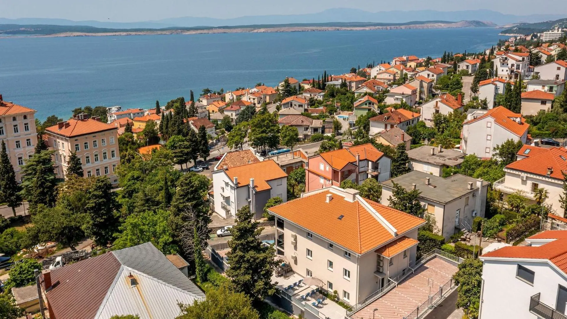 Modern Home With Balcony And Swimming Pool Crikvenica 0*,